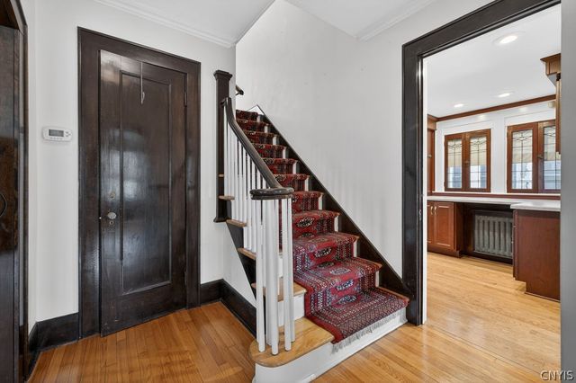 1062 Bellevue Avenue, Syracuse, NY 13204