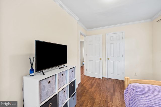 333 GROVE PARK RD, Baltimore, MD 21225