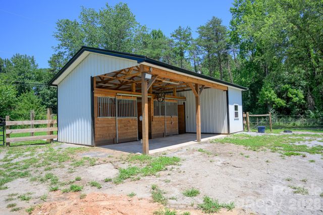 1151 Shady Lane, Marion, NC 28752