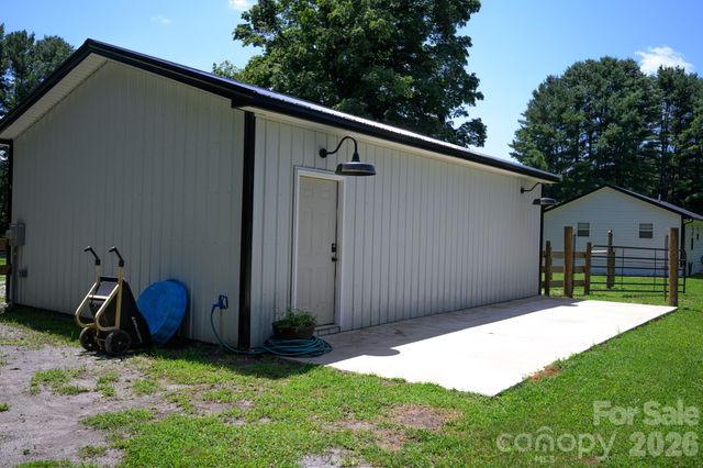 1151 Shady Lane, Marion, NC 28752