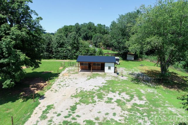 1151 Shady Lane, Marion, NC 28752