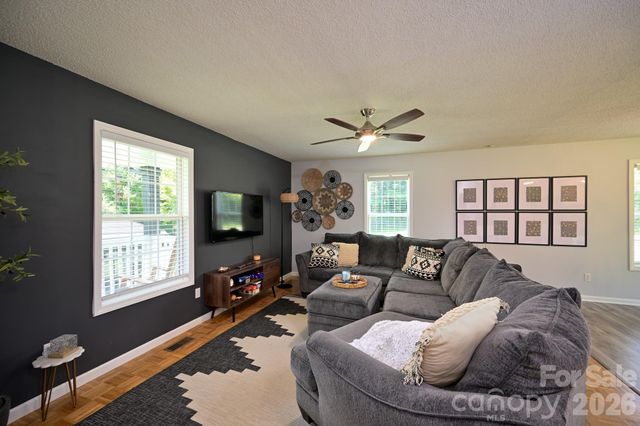 1151 Shady Lane, Marion, NC 28752