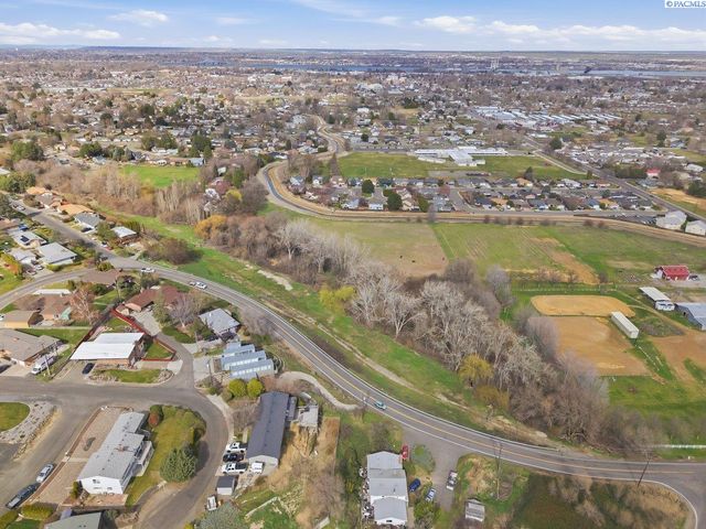 NKA W 27th Ave, Kennewick, WA 99336