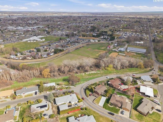 NKA W 27th Ave, Kennewick, WA 99336
