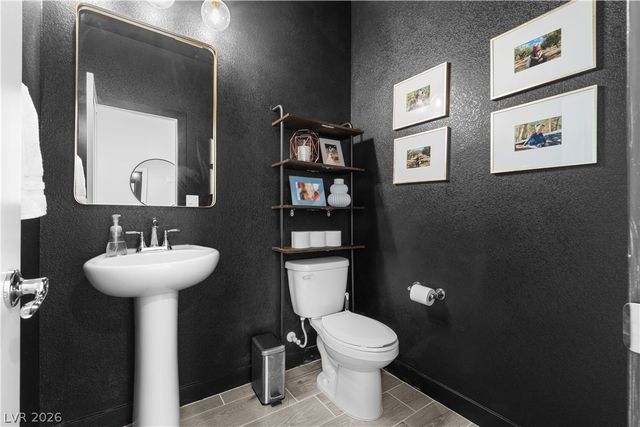 9893 Cullin Range Avenue, Las Vegas, NV 89166