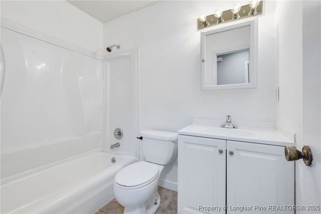 5907 Ormskirk Drive, Fayetteville, NC 28304