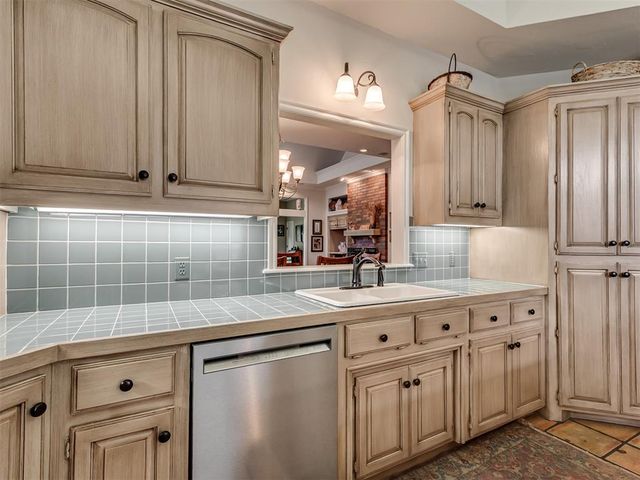 1032 Riviera Drive, Norman, OK 73072