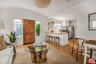 5848 Willoughby Avenue, Los Angeles, CA 90038