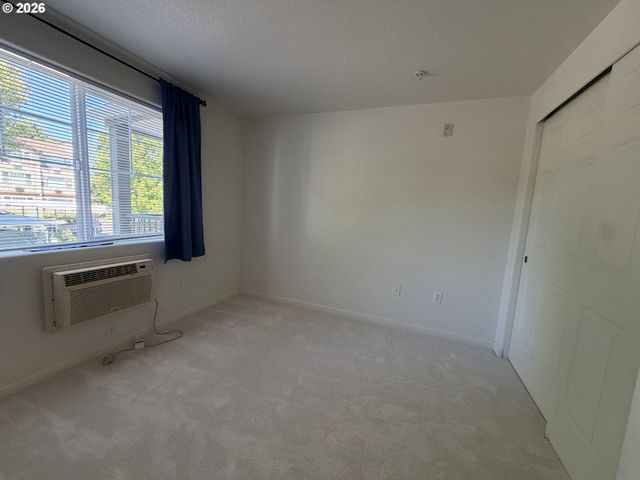 780 Nw 185TH Ave 204, Beaverton, OR 97006