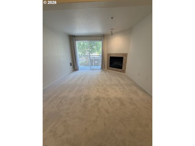780 Nw 185TH Ave 204, Beaverton, OR 97006