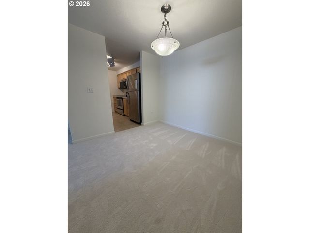 780 Nw 185TH Ave 204, Beaverton, OR 97006