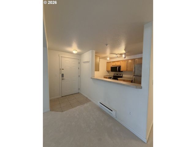 780 Nw 185TH Ave 204, Beaverton, OR 97006