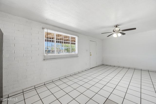 3905 W ALMERIA Road 2, Phoenix, AZ 85009