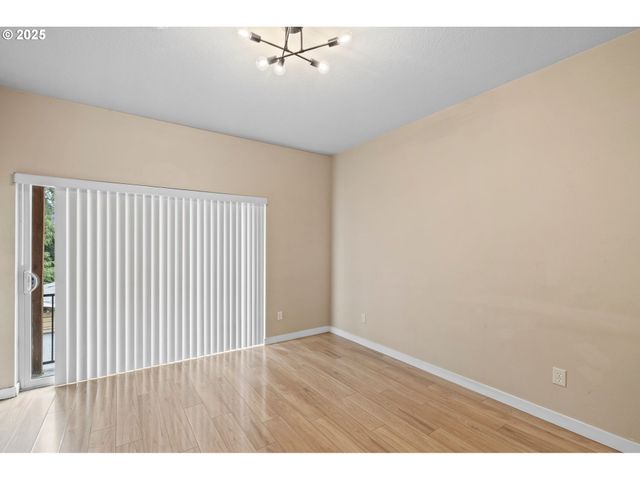 10442 Sw AKILEAN Ter, Tigard, OR 97223