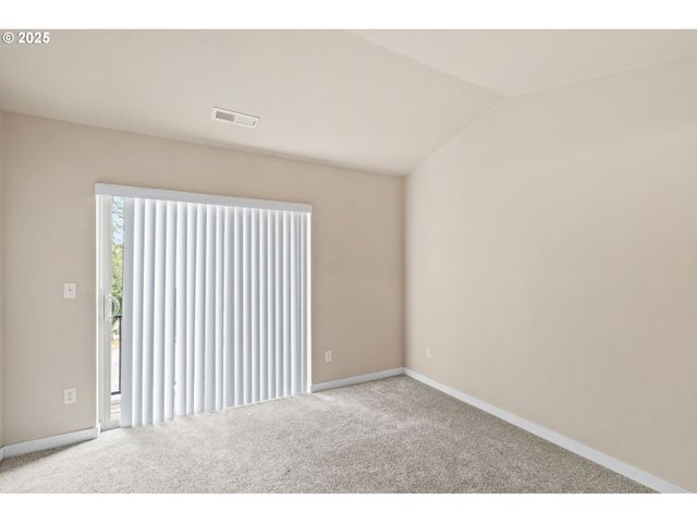 10442 Sw AKILEAN Ter, Tigard, OR 97223