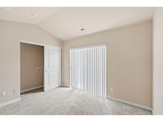 10442 Sw AKILEAN Ter, Tigard, OR 97223