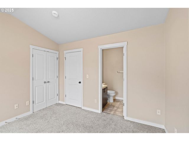 10442 Sw AKILEAN Ter, Tigard, OR 97223