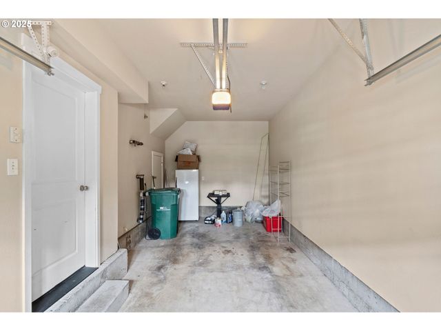 10442 Sw AKILEAN Ter, Tigard, OR 97223