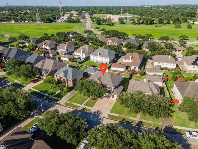 413 Willow Pointe Drive, League City, TX 77573
