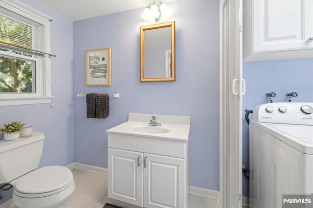 600 Sloat Place, River Vale, NJ 07675