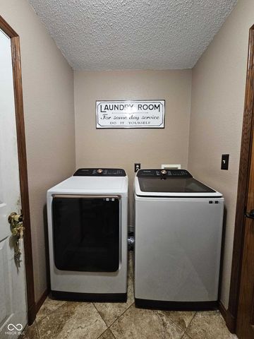 5406 Cradle River Court, Indianapolis, IN 46221