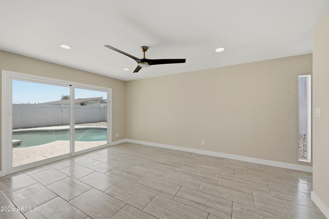 10020 N 52ND Drive, Glendale, AZ 85302