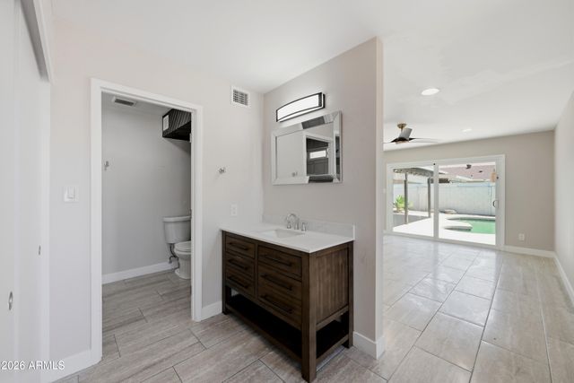 10020 N 52ND Drive, Glendale, AZ 85302
