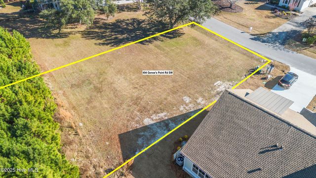 494 Genoes Point Road SW, Supply, NC 28462