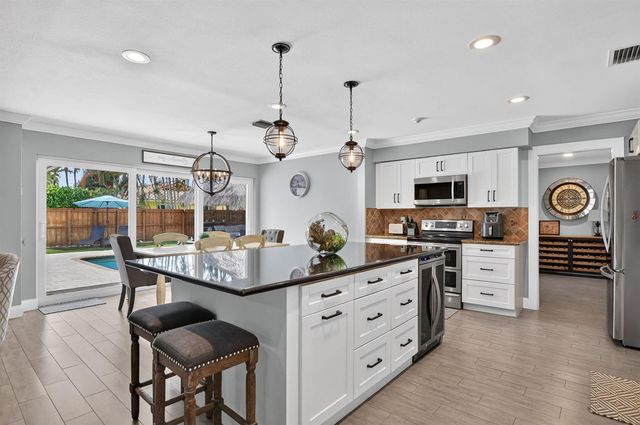 631 SW 17th Street, Boca Raton, FL 33486