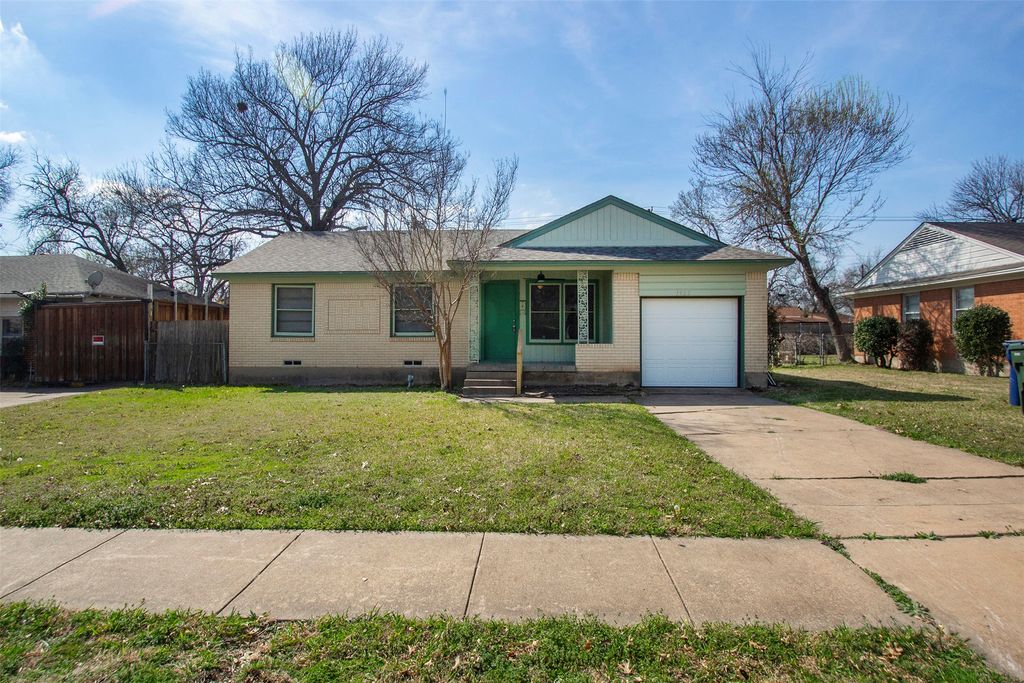 1925 Hilltop Drive, Garland, TX 75042