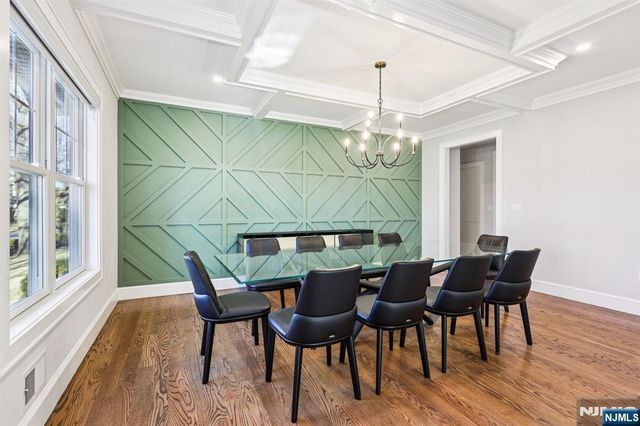 298 Buttonwood Drive, Paramus, NJ 07652