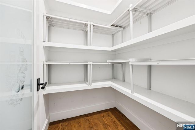 298 Buttonwood Drive, Paramus, NJ 07652