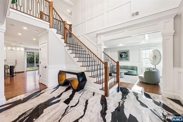 298 Buttonwood Drive, Paramus, NJ 07652