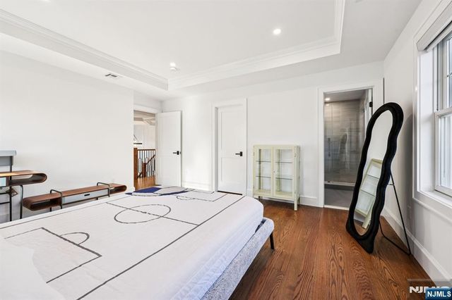 298 Buttonwood Drive, Paramus, NJ 07652