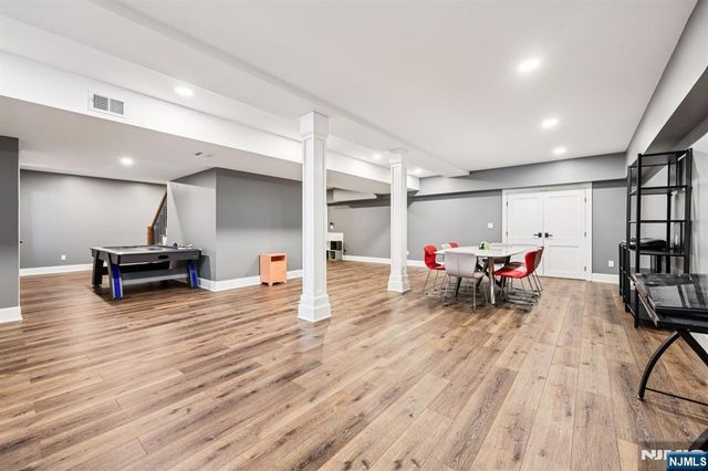 298 Buttonwood Drive, Paramus, NJ 07652