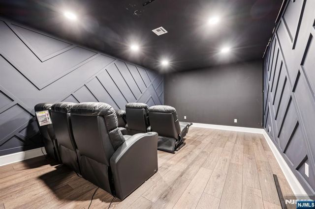 298 Buttonwood Drive, Paramus, NJ 07652