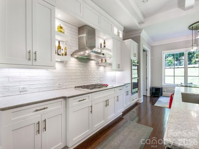 1115 Shelton Oaks Court, Charlotte, NC 28105