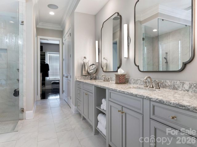 1115 Shelton Oaks Court, Charlotte, NC 28105