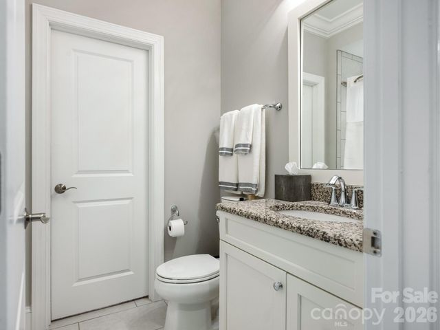1115 Shelton Oaks Court, Charlotte, NC 28105