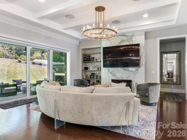 1115 Shelton Oaks Court, Charlotte, NC 28105