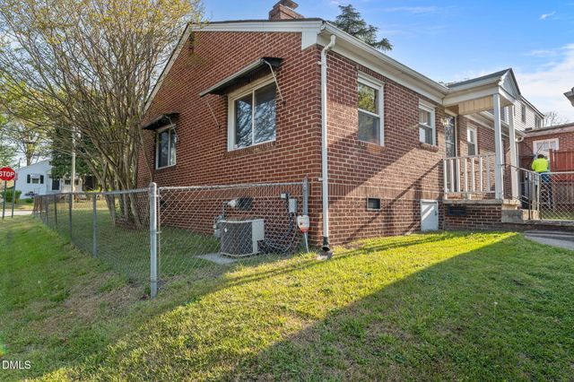 1528 Gorrell Street, Greensboro, NC 27401