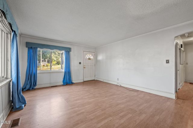 1528 Gorrell Street, Greensboro, NC 27401