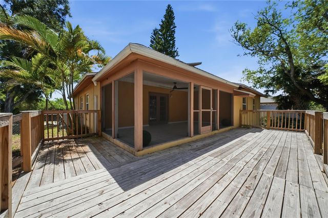 906 CARLTON ROAD, Tarpon Springs, FL 34689