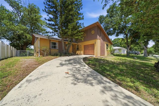 906 CARLTON ROAD, Tarpon Springs, FL 34689