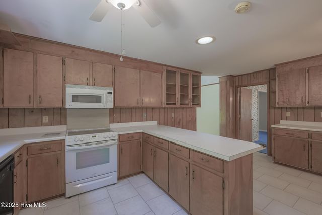 329 C R Edwards Road, Beulaville, NC 28518