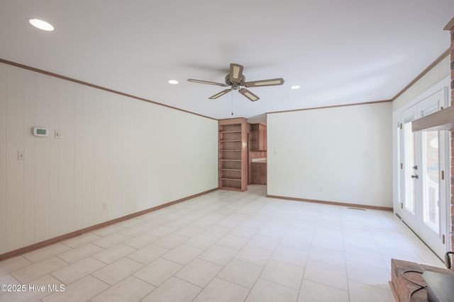 329 C R Edwards Road, Beulaville, NC 28518