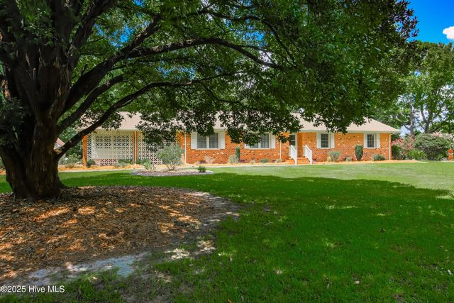 329 C R Edwards Road, Beulaville, NC 28518