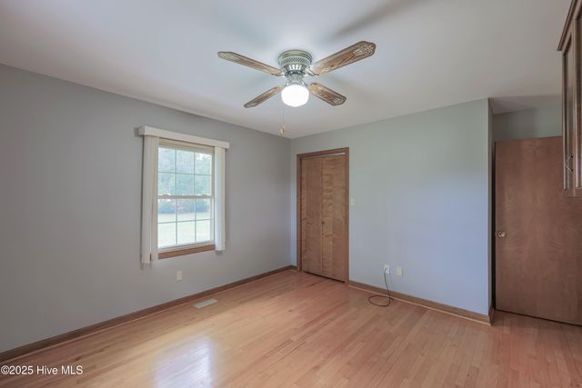 329 C R Edwards Road, Beulaville, NC 28518