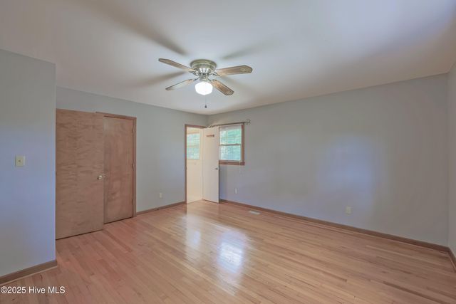 329 C R Edwards Road, Beulaville, NC 28518