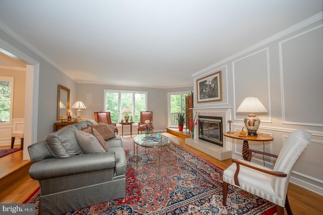 769 S WARREN AVE, Malvern, PA 19355